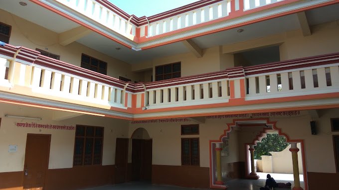 omkareshwar - adivasi dharmashala
